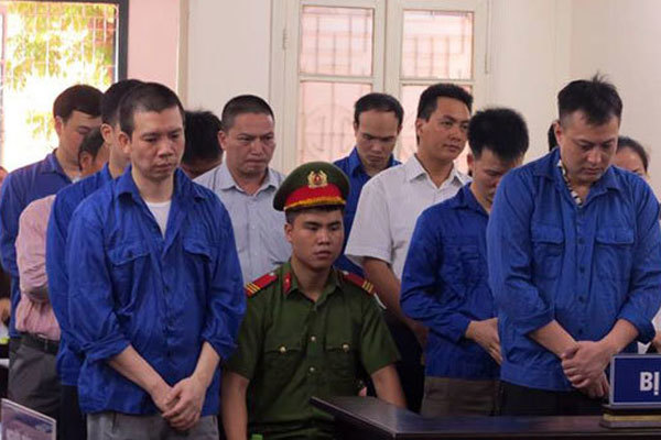 Loạt giám đốc, cán bộ ngân hàng dính vụ lừa hơn 132 tỷ