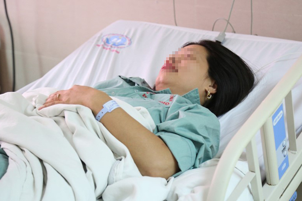 Người phụ nữ tuôn máu ồ ạt ngày đèn đỏ phải nhập viện vì lý do không ngờ