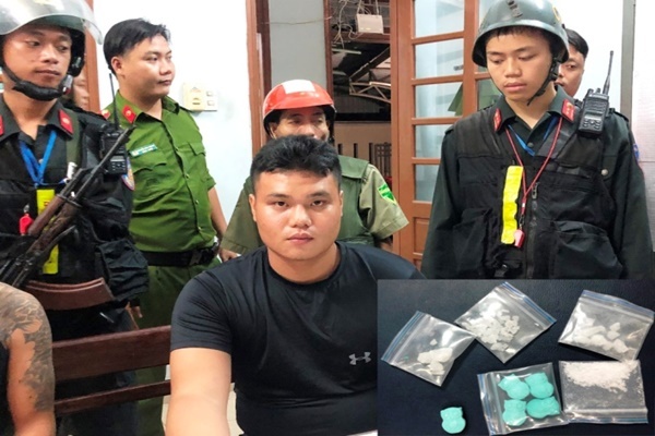 Nam sinh viên mua ma túy chưa kịp ‘bay’ thì bị công an Đà Nẵng bắt