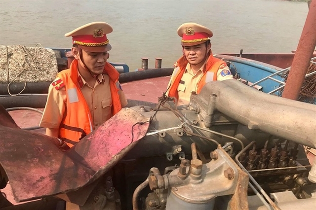 Hanoi to auction Red River sand mining rights