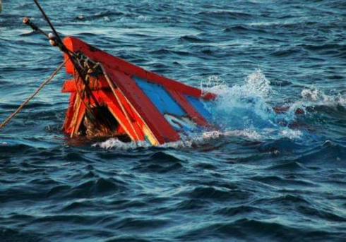 Chìm tàu ở quần đảo Hoàng Sa, 6 ngư dân lênh đênh trên biển