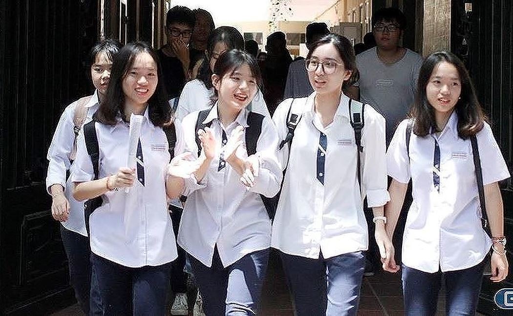 Vietnam vows to close low-quality universities