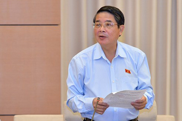 Đề nghị bỏ quỹ bảo trì đường bộ, quỹ bình ổn giá xăng dầu