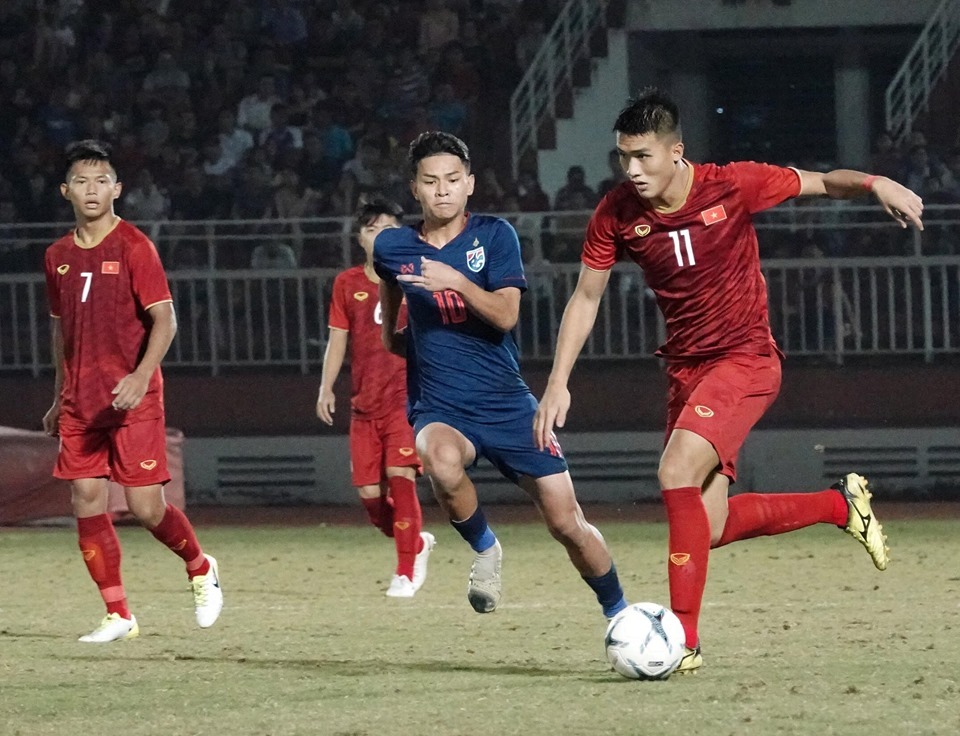 Lịch thi đấu bóng đá hôm nay 15/8: U18 Việt Nam đấu Campuchia