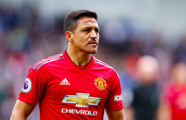 MU ném Alexis Sanchez xuống đội trẻ, cắn răng bán tháo