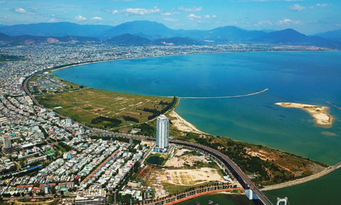 Selective investing key for Danang