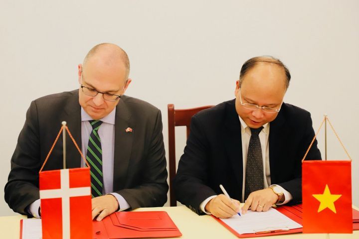 Vietnam & Denmark sign action plan for 2019-2020