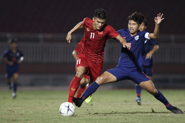 Vietnam tie with rivals Thailand at regional U18 tournament