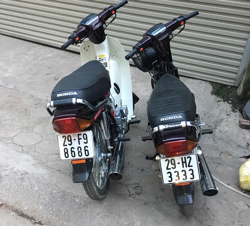 Honda Dream giá 120 triệu bị trộm tráo biển, qua mặt bảo vệ dễ dàng