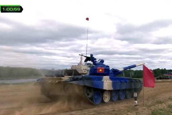 Việt Nam giành hạng nhì chung kết đua xe tăng ở Nga