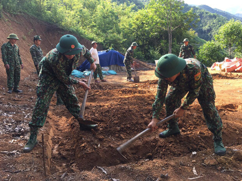 Khởi công xây nhà thứ 2 ở A Mú Sung