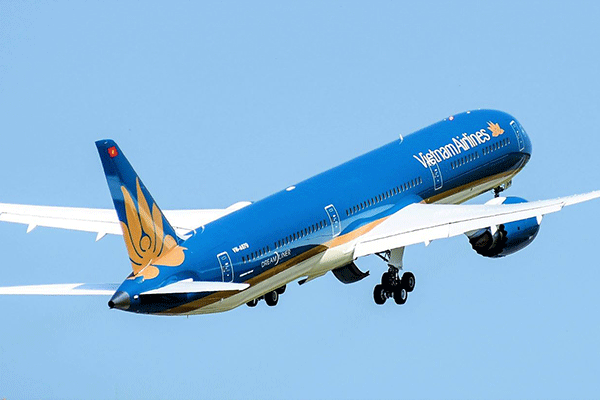 Xâm nhập trái phép tài khoản của Vietnam Airlines, gây thiệt hại hơn 16 tỷ