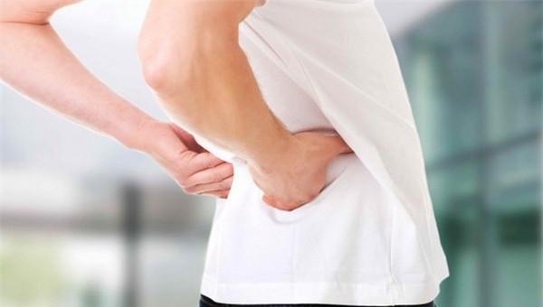 Chỉ vì 'đánh dấu mốc trưởng thành sớm', 35 tuổi đã mắc ung thư