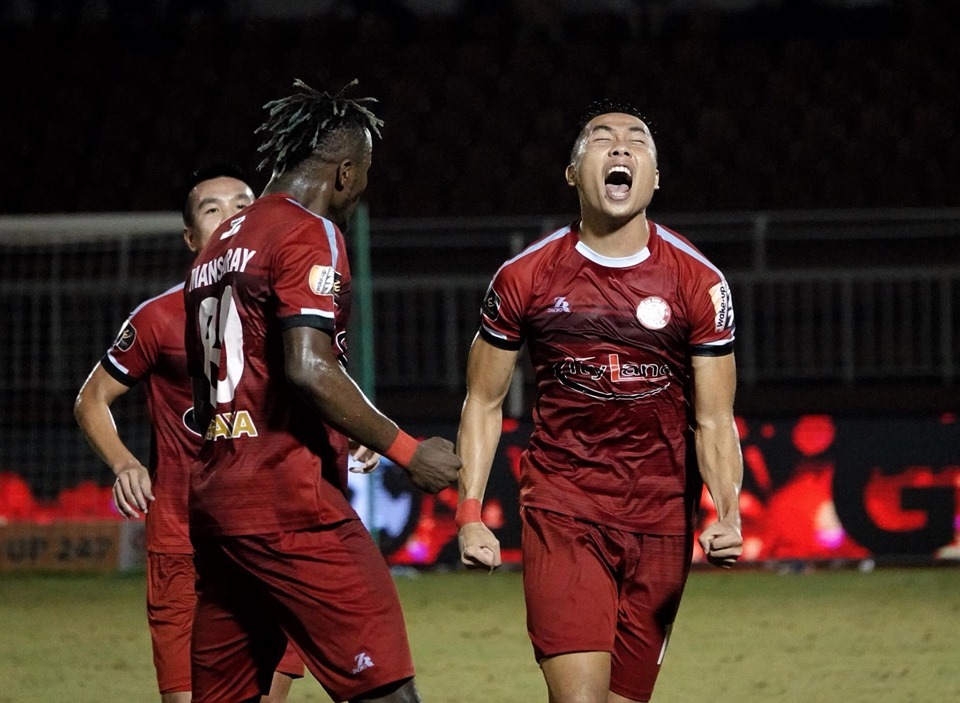 Hạ Than Quảng Ninh, TPHCM tiếp tục bám đuổi Hà Nội