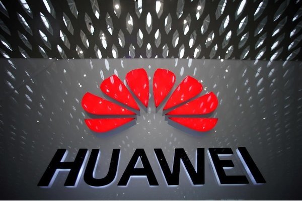 Mỹ sẽ gia hạn giấy phép mua bán công nghệ cho Huawei