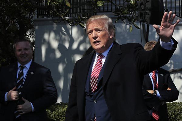 Ông Trump cảnh báo Trung Quốc về thương chiến