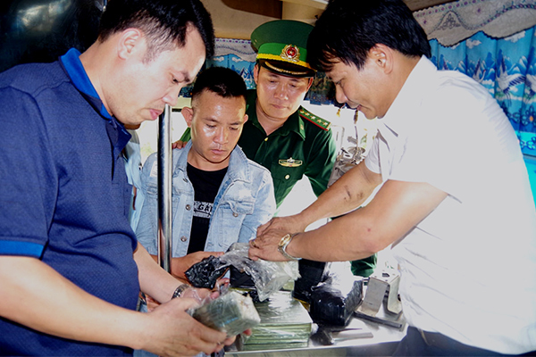 Những ngày Thượng tá biên phòng hóa thân làm 'đệ tử' cho trùm ma túy Xiêng Phênh