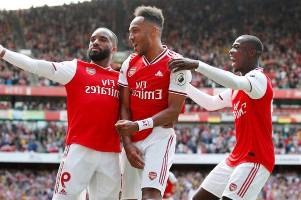 Arsenal trình làng bộ ba tấn công khét tiếng đấu Liverpool