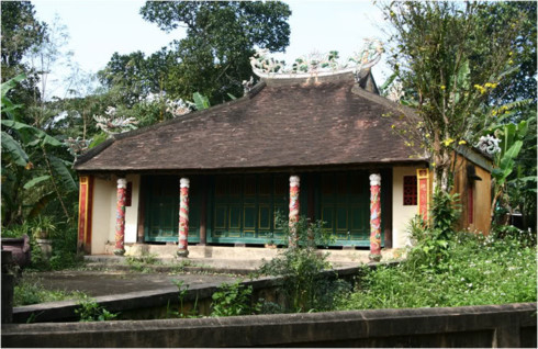 Ancient Ruong house needs urgent protection
