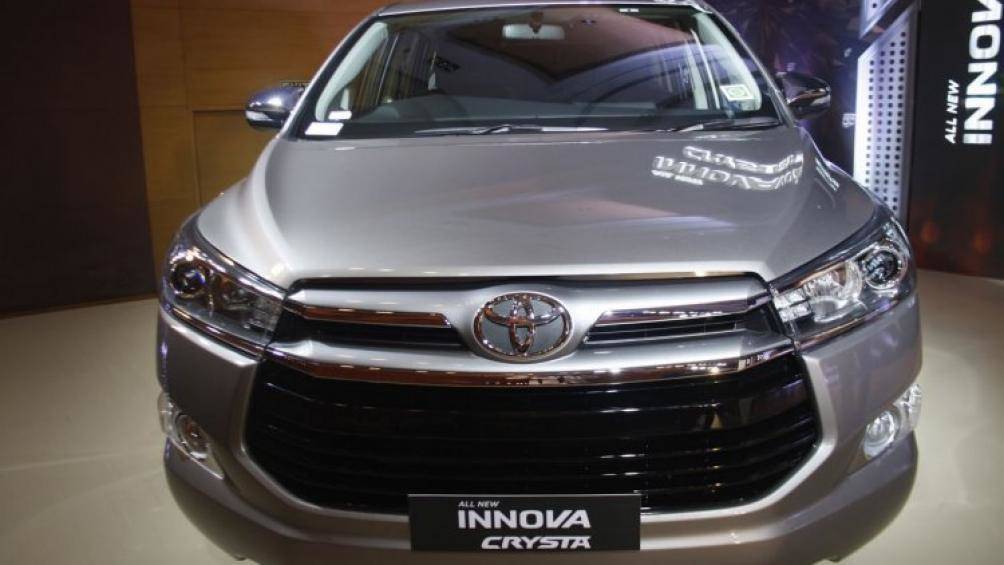 Bán chạy nhưng Toyota Innova máy dầu sắp bị khai tử