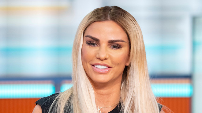 Katie Price - từ người mẫu nóng bỏng đến thảm họa thẩm mỹ