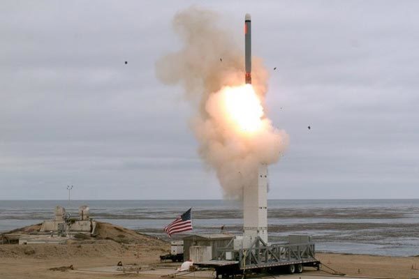 Mỹ thử tên lửa, Nga, Trung đồng loạt cảnh báo sốc