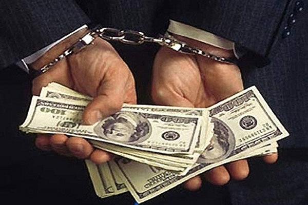 Giả cán bộ công an, người phụ nữ Hà Nội lừa tiền xin việc