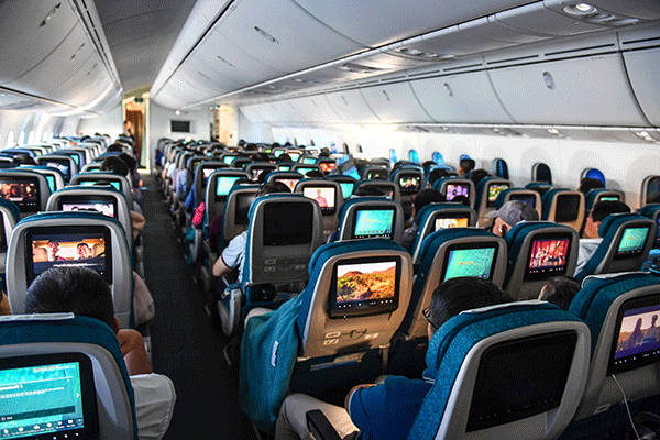 Khách Trung Quốc trộm tiền của người Nhật trên máy bay Vietnam Airlines