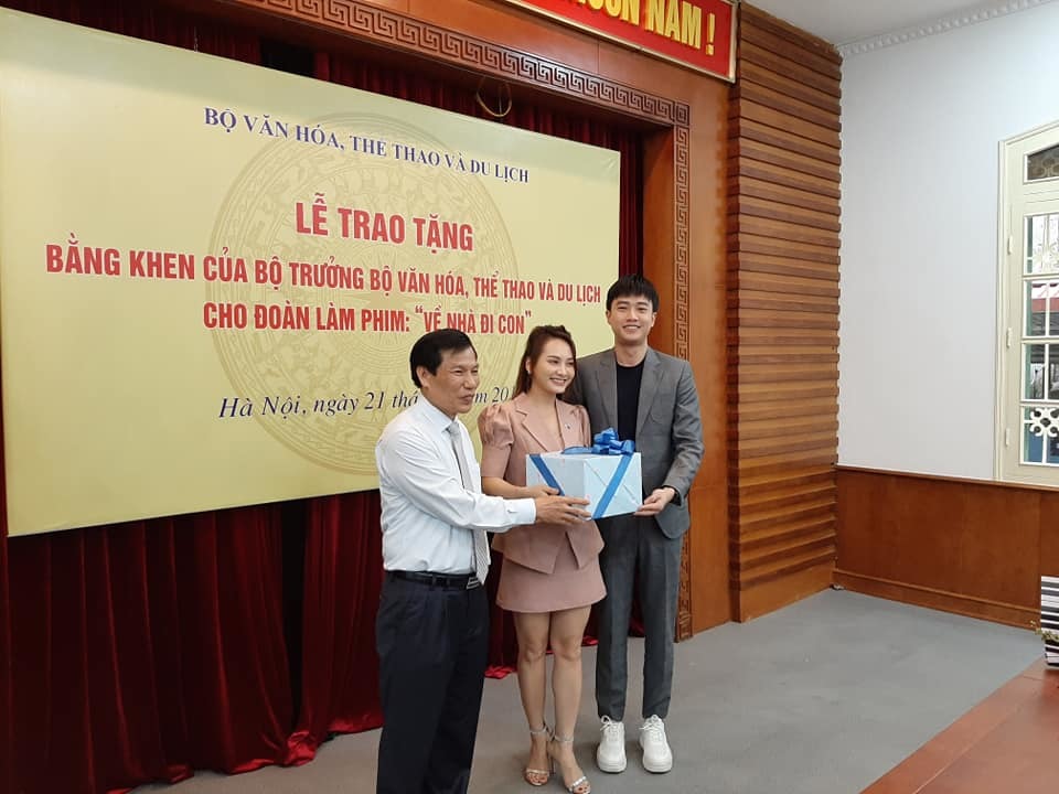 Theo chân 'búp bê sống' nổi tiếng đất nước mặt trời mọc