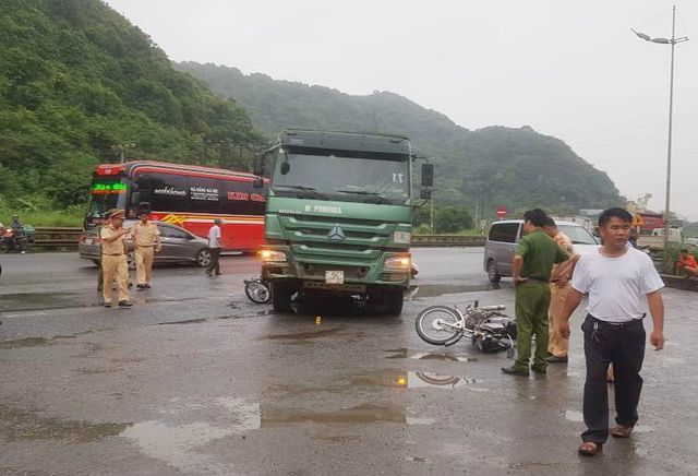 Foreign tourist killed in traffic accident in Ninh Binh Province