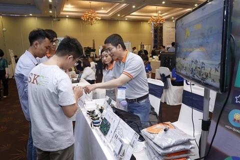 VN Start-up Day attracts nearly 200 Vietnamese and foreign start-ups