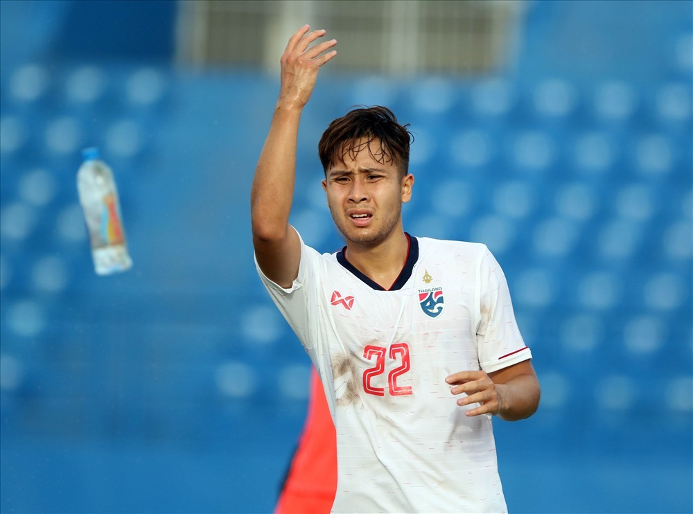 U18 Malaysia vào bán kết dù thua U18 Thái Lan