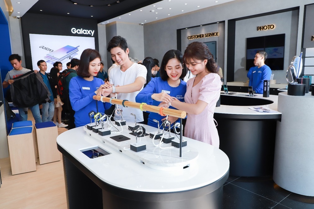 Samsung ra mắt 3 cửa hàng trải nghiệm lớn sau màn ra mắt Note10