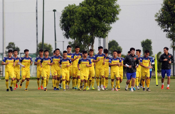 U22 Vietnam prepare to face U22 China