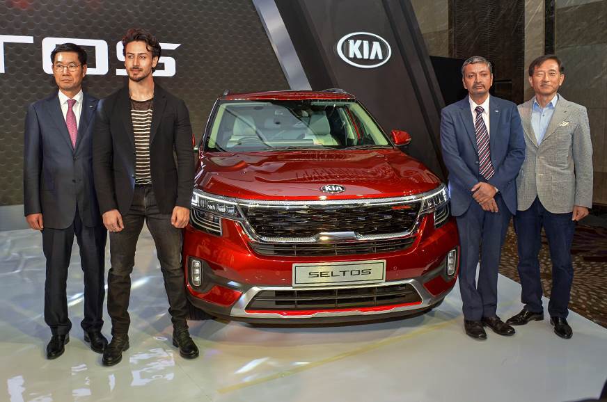 Ô tô SUV Kia mới giá 314 triệu