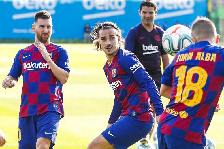 Barca bấn loạn vì Messi, chờ Griezmann cứu rỗi