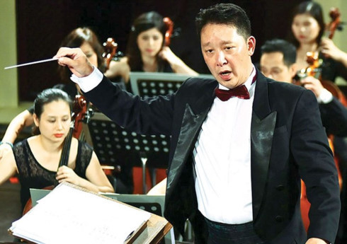 Conductor Le Phi Phi, a pride of Vietnamese chamber music