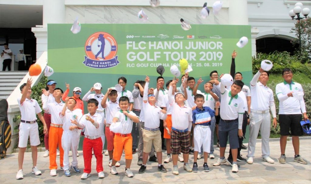 Đoàn Uy vô địch vòng 4 giải golf trẻ Hà Nội