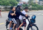 Hanoi: Parents worried over classroom shortage at schools