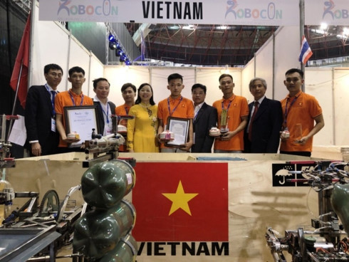 Vietnam team wins third prize at ABU Robocon 2019