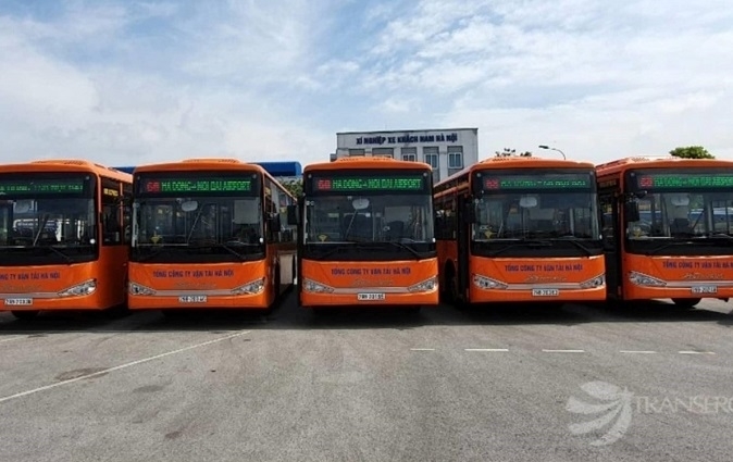 Thousands of Hanoi residents to use bus for free from September 1