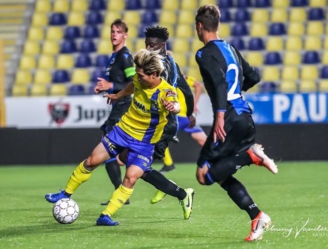 Công Phượng bất ngờ bị