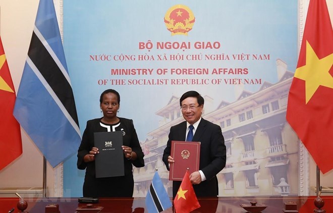 Deputy PM, Botswana Foreign Minister hold talks