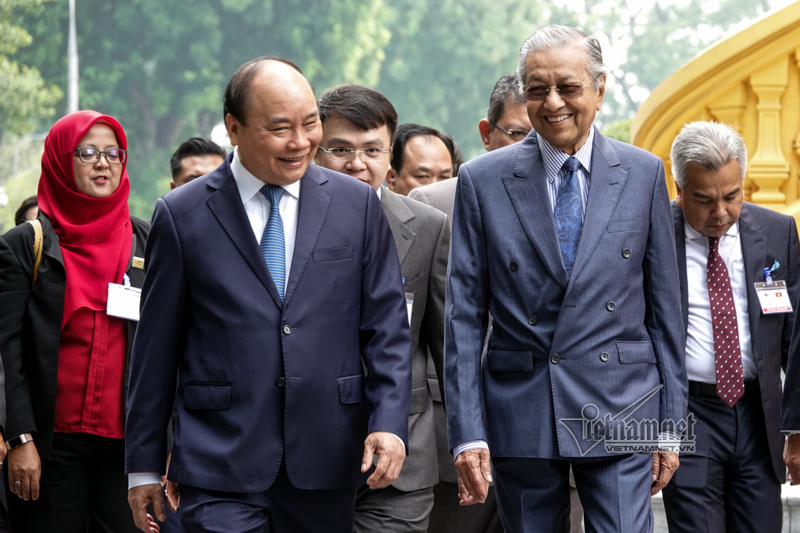 Lễ đón Thủ tướng Malaysia thăm chính thức Việt Nam