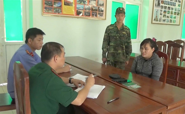 Lang Son border guards arrest two for trying to sell newborn to China