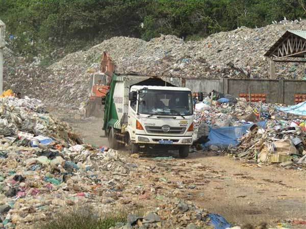 Con Dao stops shipping waste to mainland