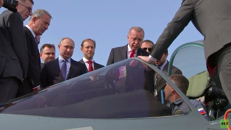 Tổng thống Putin đích thân chào hàng chiến đấu cơ thế hệ 5