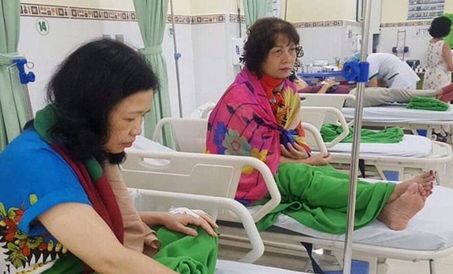9 du khách nhập viện sau ăn trưa ở Đà Nẵng, thịt heo nhà hàng nhiễm Ecoli