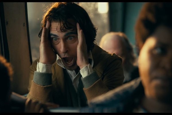 Khen chê lẫn lộn, 'Joker' đạt doanh thu cao nhất lịch sử tháng 10