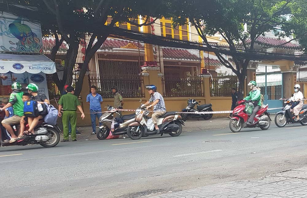 Xác định nhóm chém gần lìa tay đối thủ ở trung tâm Sài Gòn